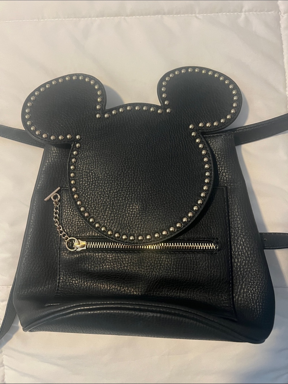 Danielle Nicole Disney Mini Backpack. Disney Gold Collection.
